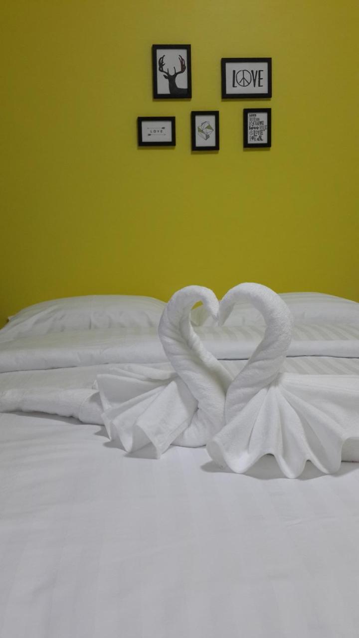 Patchy & Ppraw Family Otel Ubon Ratchathani Dış mekan fotoğraf