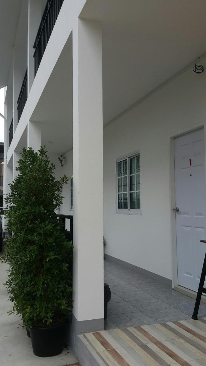 Patchy & Ppraw Family Otel Ubon Ratchathani Dış mekan fotoğraf
